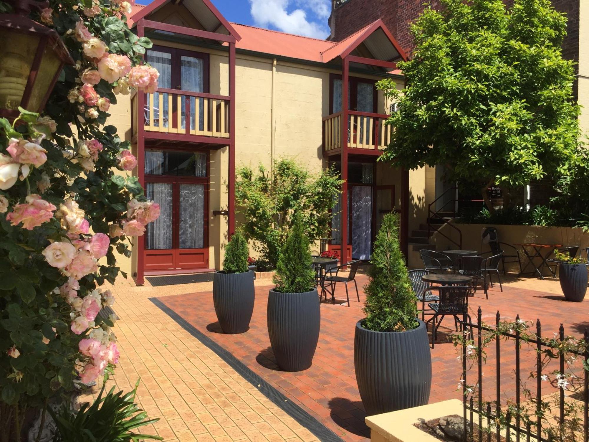 Art Hotel On York Launceston Exterior photo